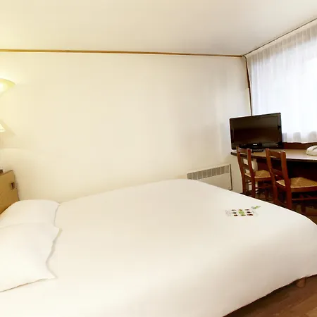 Hotel Campanile Dunkerque Est - 3*