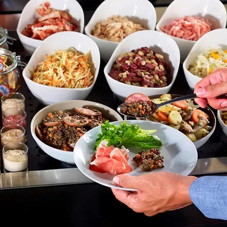 Campanile Dunkerque Est - 3*