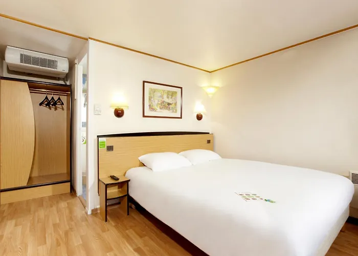 Campanile Dunkerque Est - Szálloda